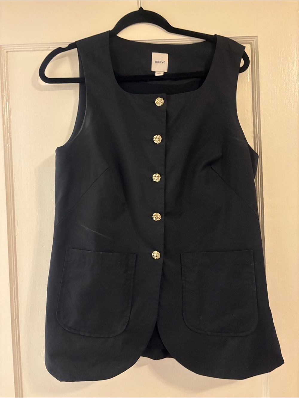 Maeve Black Sleeveless Button-Front Vest